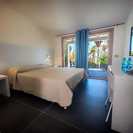 Palm Hotel 3*